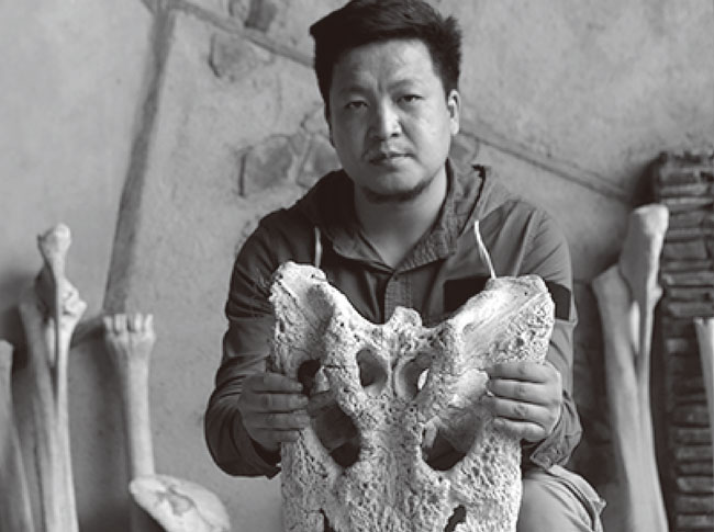 國際科學藝術家 - 趙闖 先生