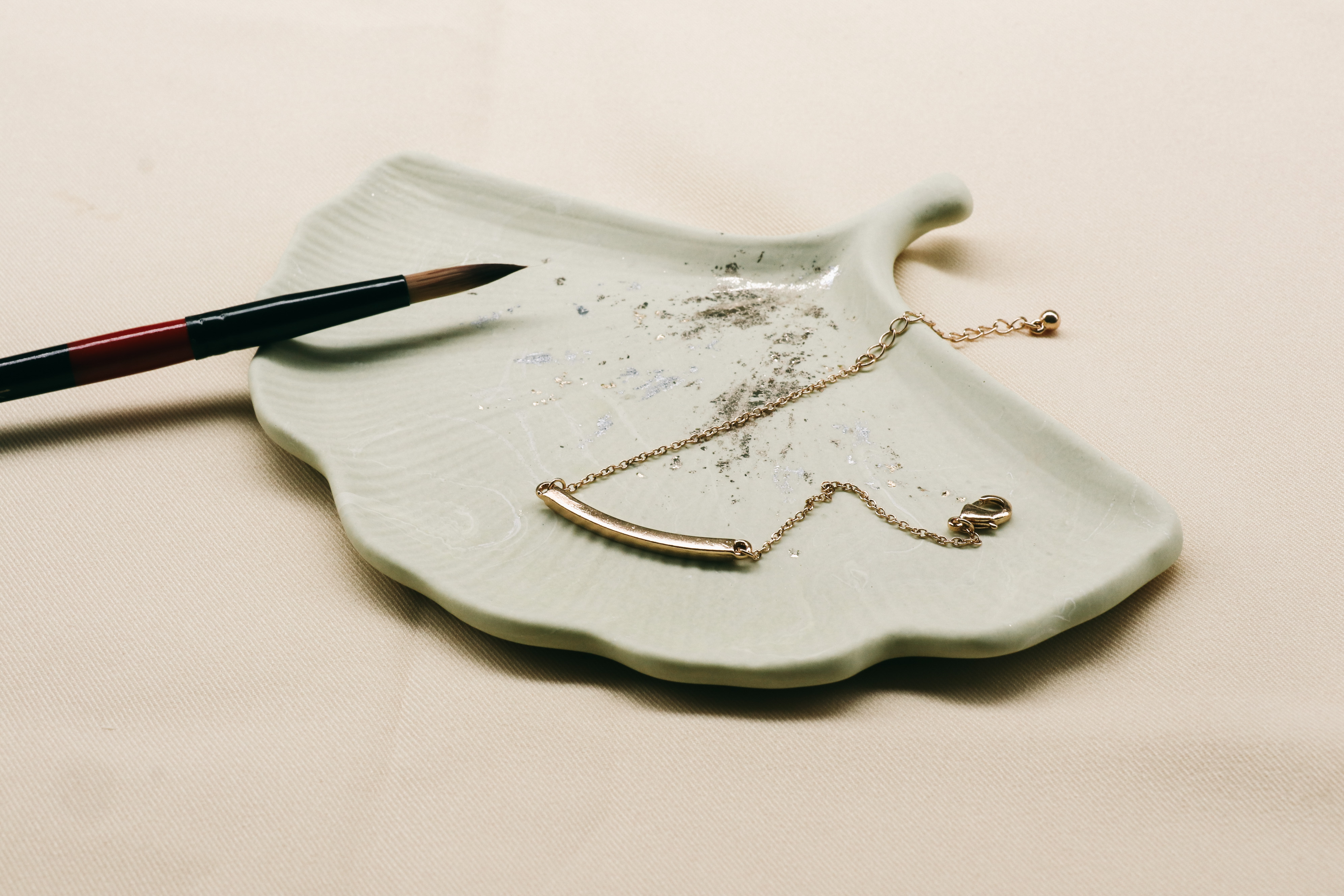 金箔大理石銀杏盤｜拾石